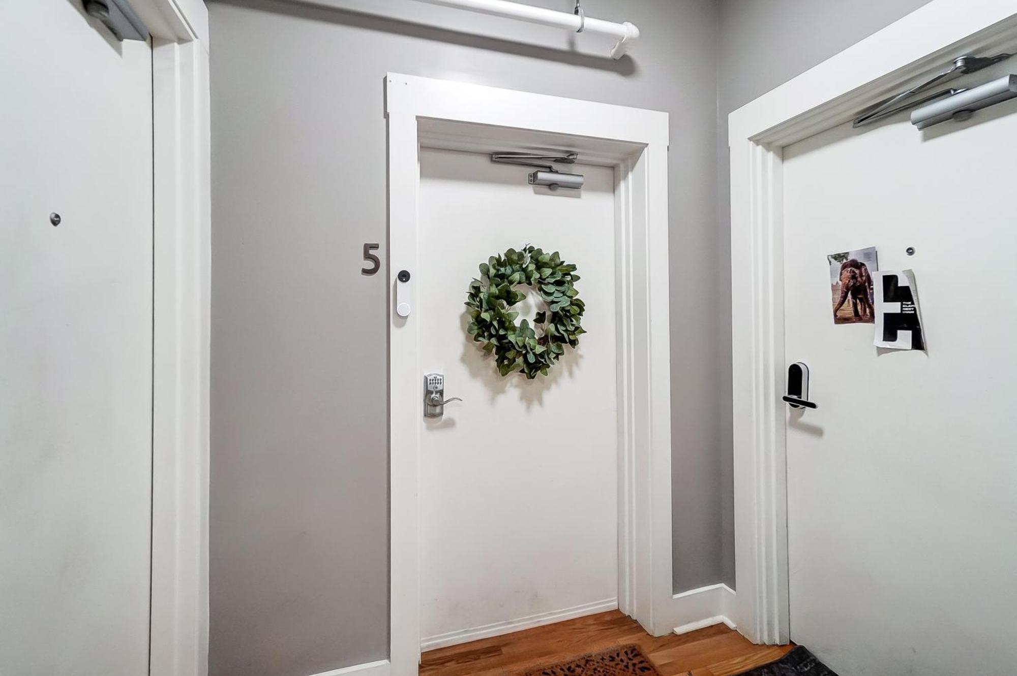 Sunny Downtown Apartment, Walk To Washington Park! Cincinnati Esterno foto